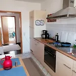 Familien-ferienwohnung Im Ostseebad Auf Ruegen *