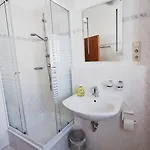 Familien-ferienwohnung Im Ostseebad Auf Ruegen